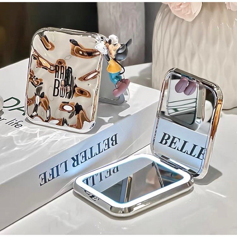 Gương trang điểm mini  cầm tay tích hợp đèn led 5W kèm dây sạc type C