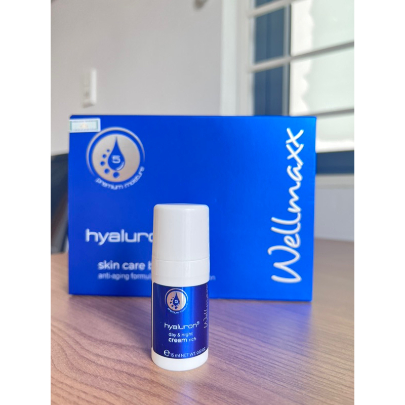 Kem dưỡng Wellmaxx Hyaluron Day & Night Cream Rich 15ml