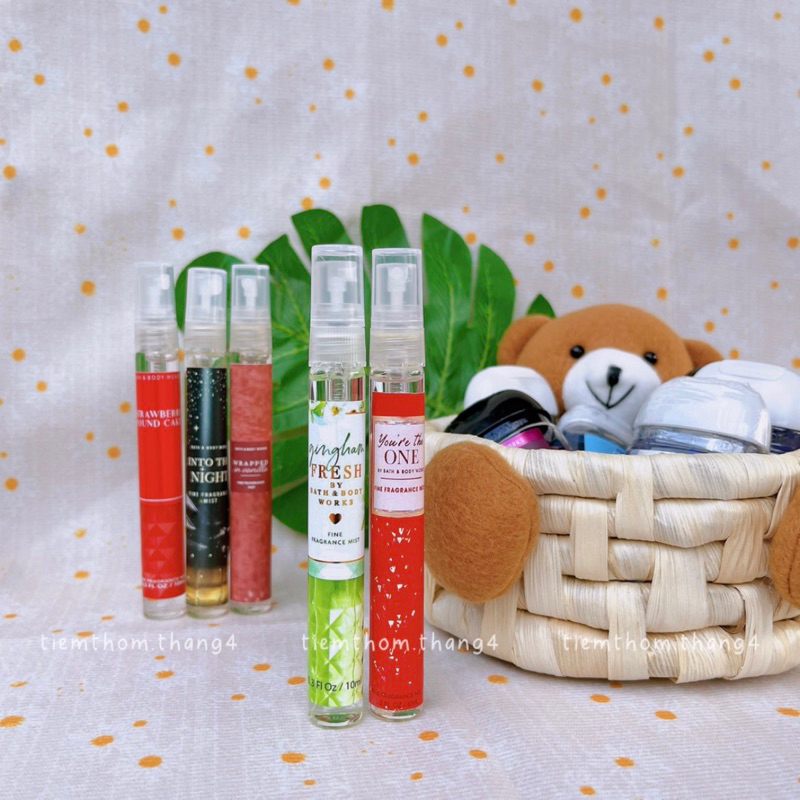 •𝐌𝐚̂̃𝐮 𝐜𝐡𝐢𝐞̂́𝐭 𝐁𝐨𝐝𝐲 𝐌𝐢𝐬𝐭 𝟏𝟎𝐦𝐥• Bath & Body Works - Sản phẩm dưỡng và xịt thơm toàn thân dành cho nam và nữ