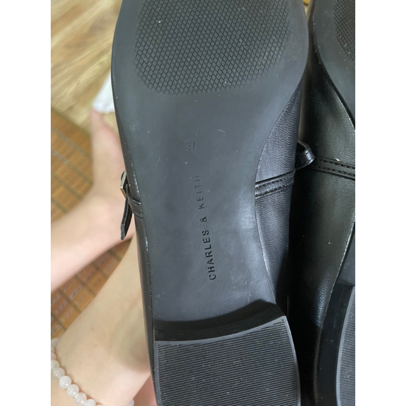 Thanh lý giày bệt quai ngang Adore size 37