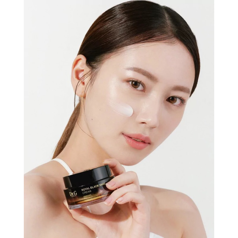 Kem dưỡng ẩm ốc sên đen Dr.G Royal Black Snail Cream 6ml