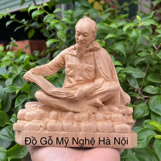 Tượng bác hồ ngồi đọc sách hang pác bó gỗ ngọc am