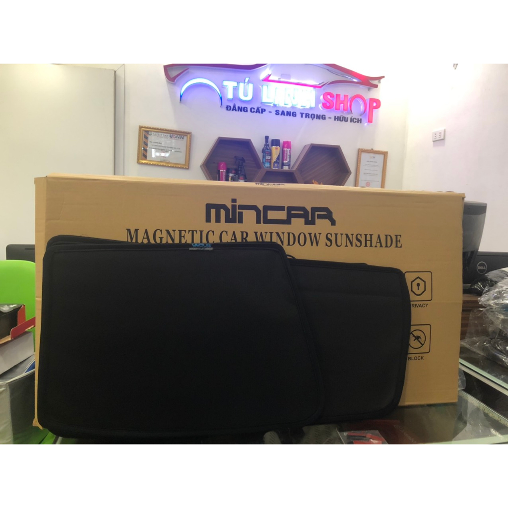 Rèm che nắng nam châm cho xe Honda CRV chính hãng Mincar, bộ 4 tấm cho 4 cửa, hàng loại 1 cao cấp nhất, vừa khít kính