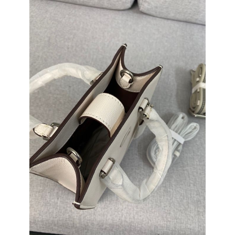 TÚI COACH TOTE 16 interior