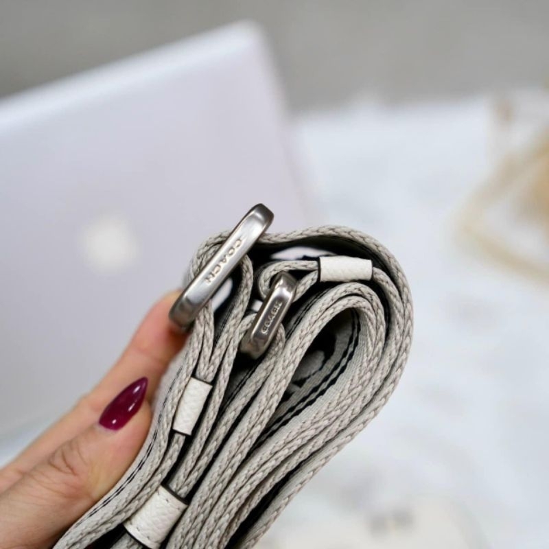 TÚI COACH TOTE 16 interior