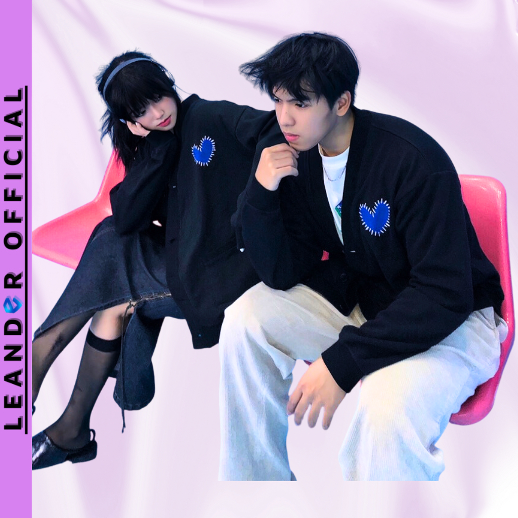 Áo Khoác Cardigan Nữ In Hình TIM CHẮP VÁ LEANDER_Áo Khoác Nỉ Nút Gài Form Rộng Thời Trang Ulzzang Unisex