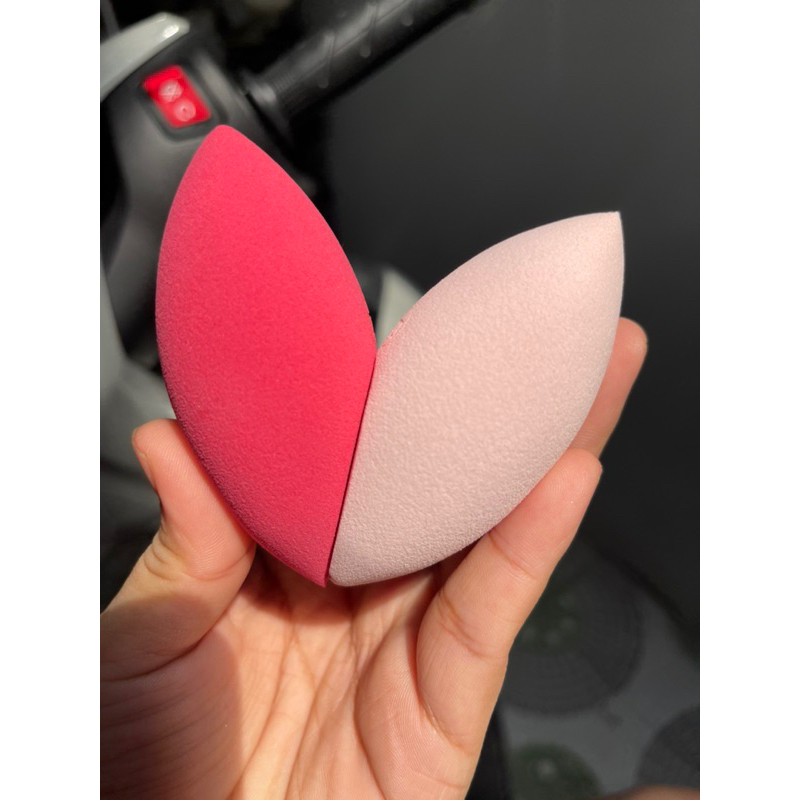 Mút đánh kem nền DREAMER UMI SPONGE Shuttle