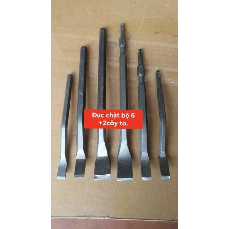 Đục chặt dây đồng.