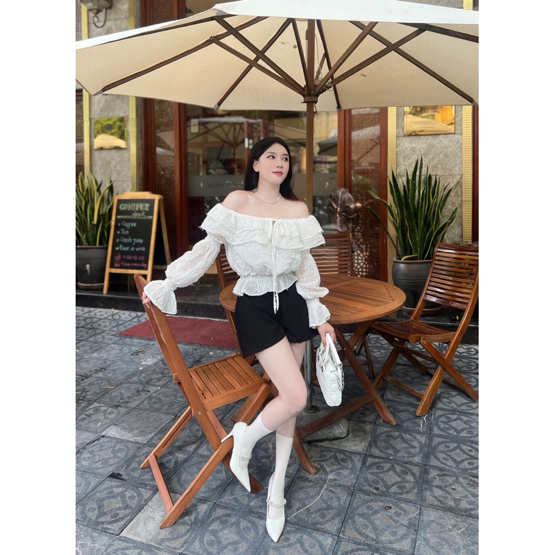 Áo trễ vai tay dài Claudia - Hàng thiết kế
