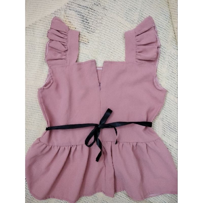 Áo 2 dây  tiểu thư bánh bèo