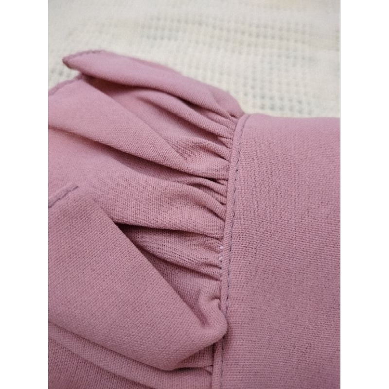 Áo 2 dây  tiểu thư bánh bèo