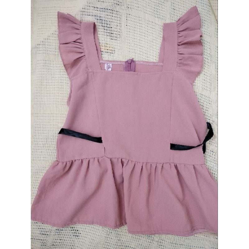 Áo 2 dây  tiểu thư bánh bèo