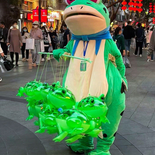 Đồ chơi Hottrend bóng bay hình Ếch xanh dễ thương có dây chun co giãn cực tốt