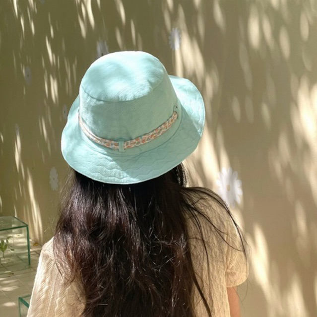 Nón 2 mặt Eloise xanh mint bạc hà