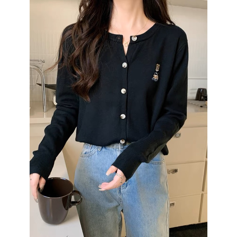 Áo Khoác Cardigan Thêu Hình Gấu Steve Tay Dài Chất Len Mềm Mịn Dày Dặn  - OSAA DAILY