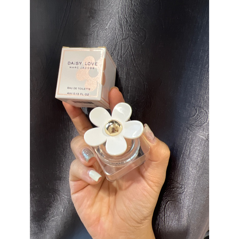 nước hoa mini Marc Jacobs Daisy 4ml