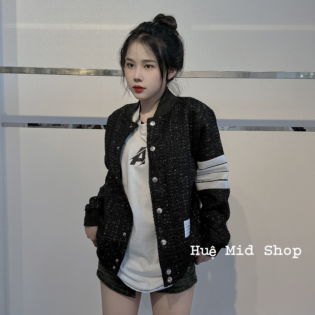 Áo khoác bomber T.H.O.M phối tay sọc trắng