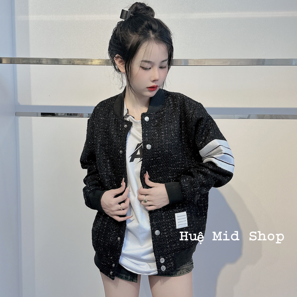 Áo khoác bomber T.H.O.M phối tay sọc trắng