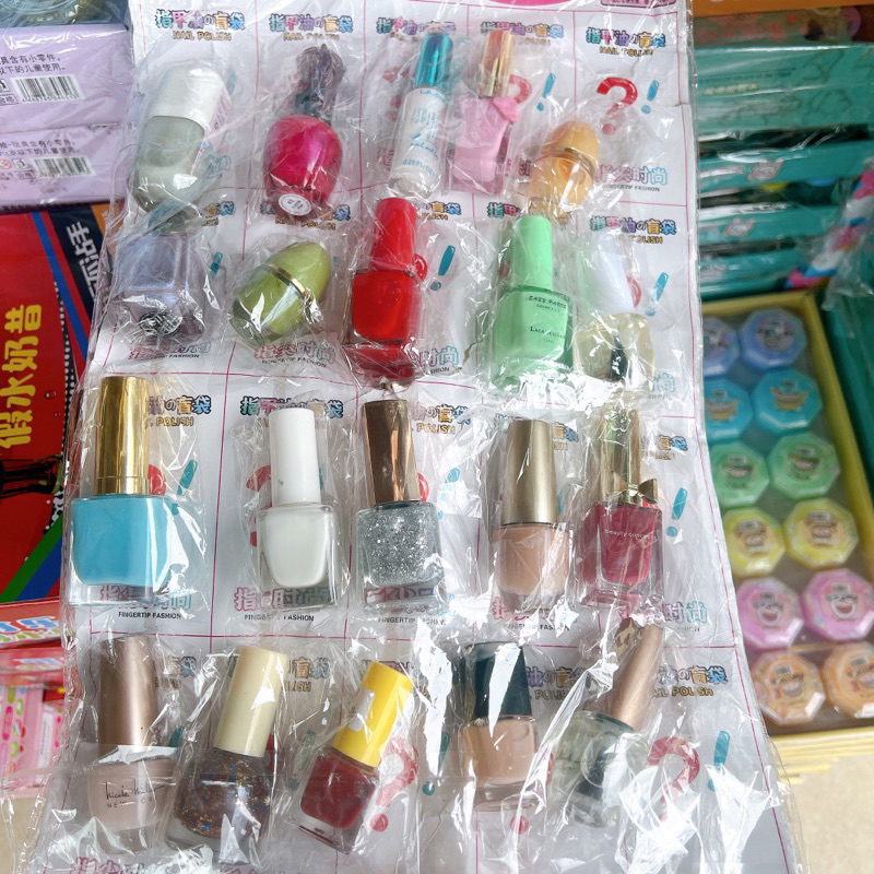Sỉ 20 lọ sơn móng tay nhiều mầu loại to đẹp