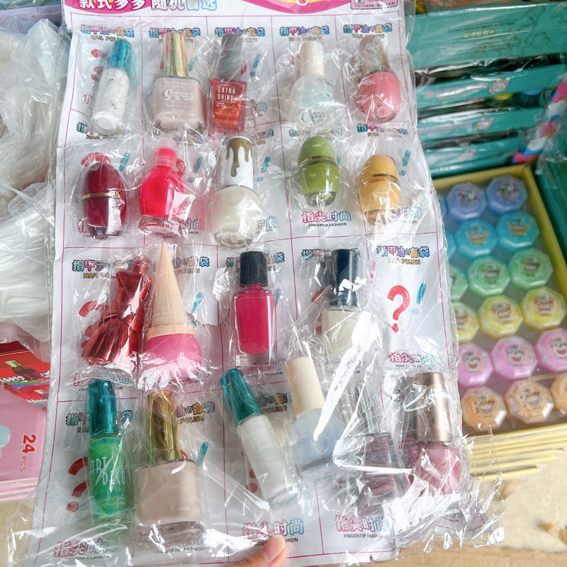 Sỉ 20 lọ sơn móng tay nhiều mầu loại to đẹp