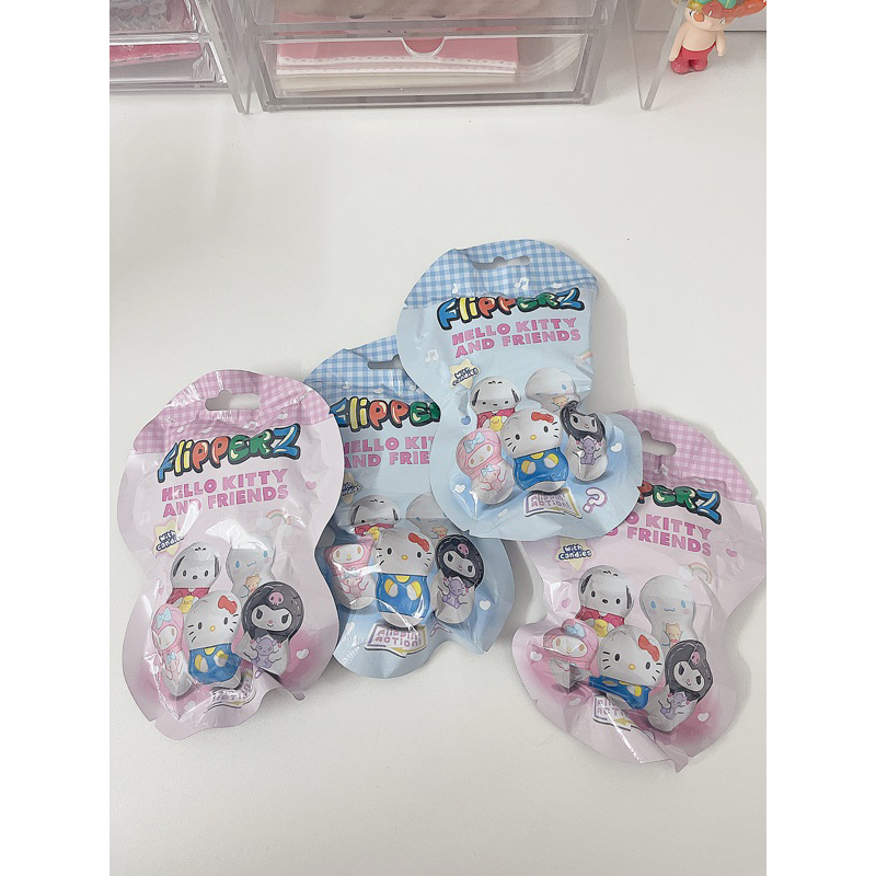 Lật đật Flipperz Sanrio
