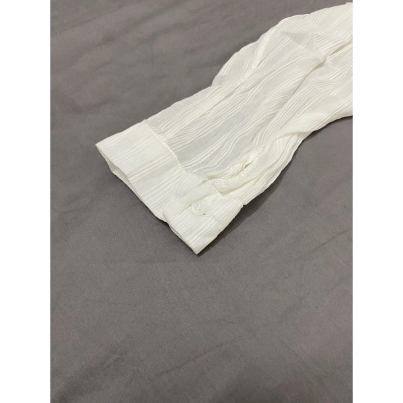 Pass áo sơ mi mỏng