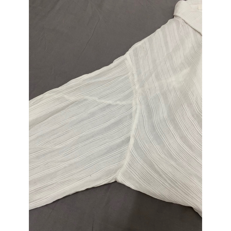 Pass áo sơ mi mỏng