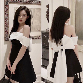 Đầm bẹt vai nơ lưng