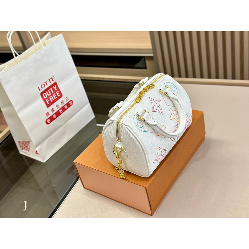 Túi quai xách Eovi SPEEDY hoạ tiết new Size 21 * 15cm Mẫu túi hoạ tiết mới nhất nhà LV Kèm dây xích đeo Full box W266-21