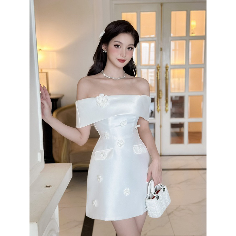 Đầm trễ taffta đính hoa