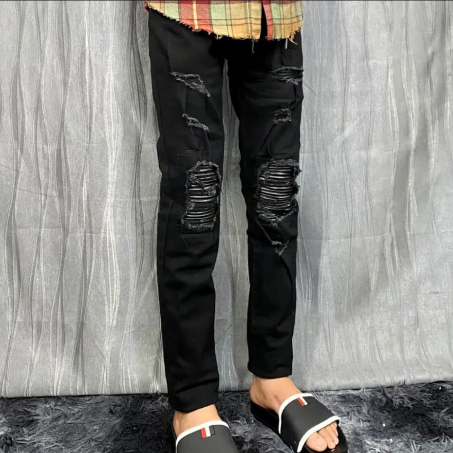 Quần jean nam rách vá da màu đen đậm trơn chất bò cao cấp co dãn tốt form dáng skinny trẻ trung
