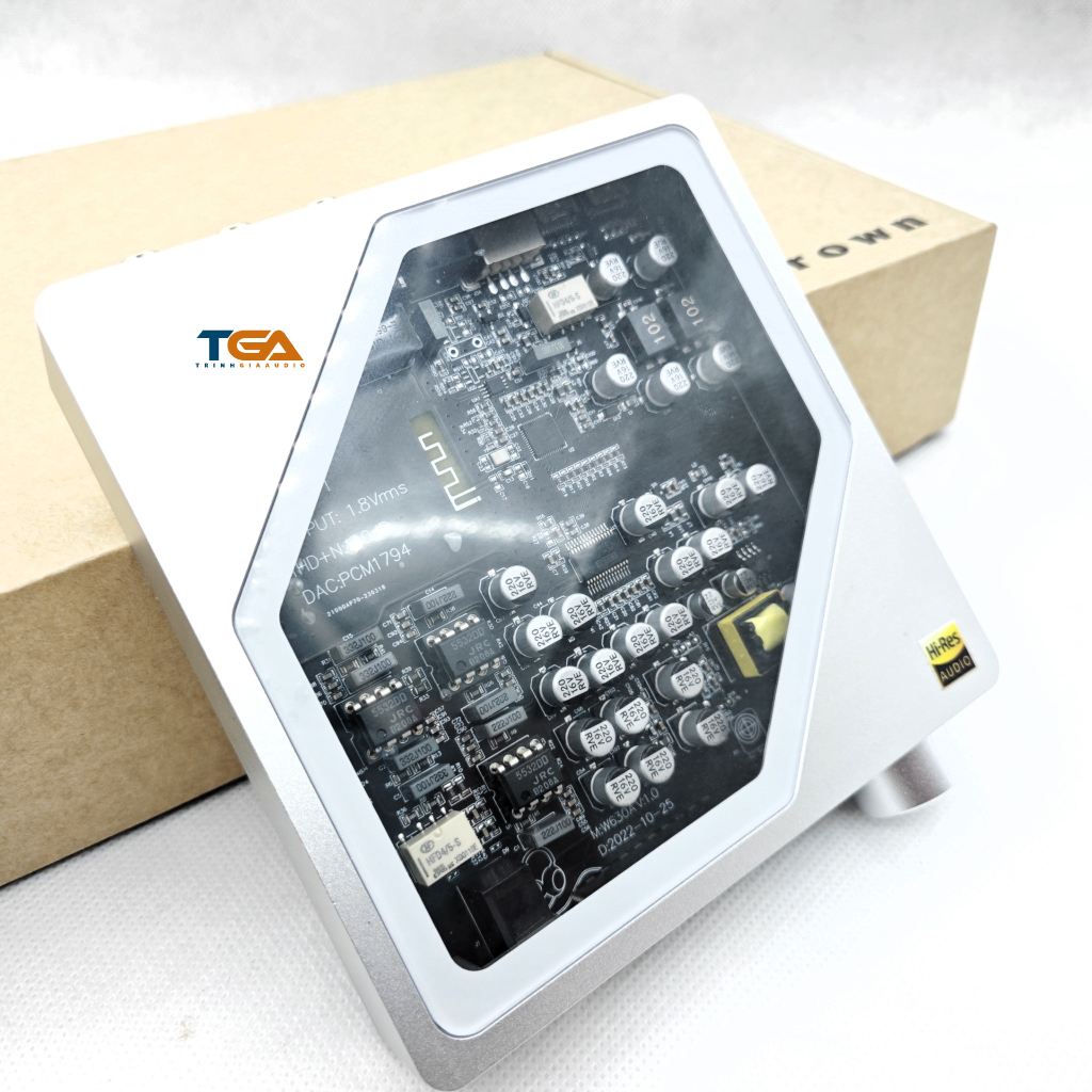 Bộ Giải Mã Âm Thanh DAC CROWN D8U