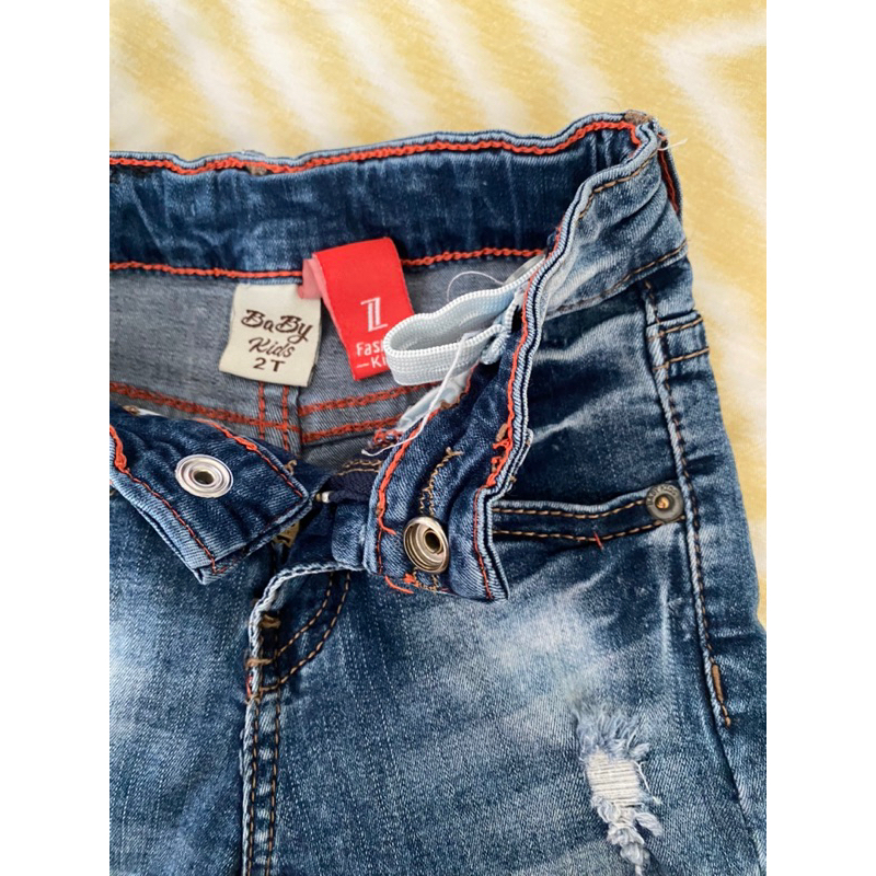 Thanh lý quần jean trẻ em