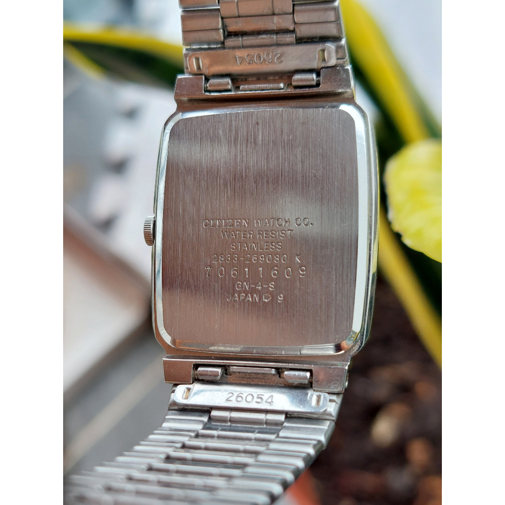 Đồng hồ nữ Citizen Forma mặt tank kính saphia chạy pin hàng Si