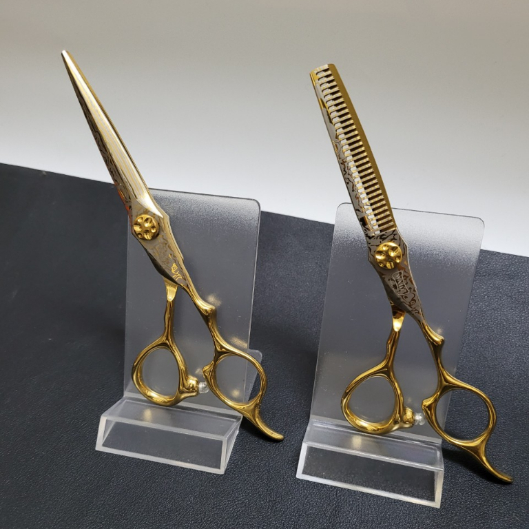 Cặp Kéo Cắt Tỉa Wahl Hoạ Tiết màu vàng 6.0inh ( sang trọng đẳng cấp)