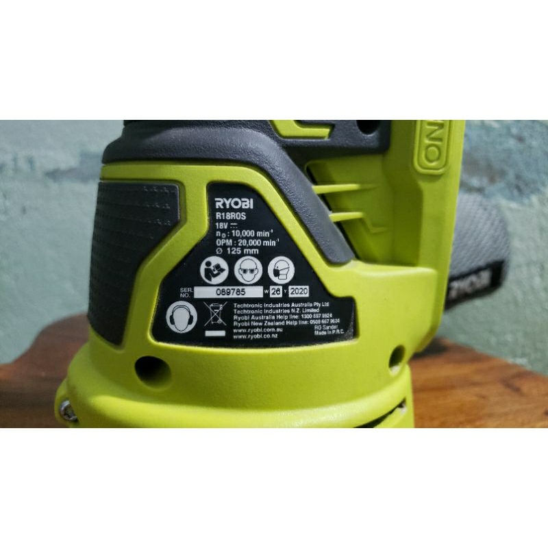 Thân máy chà nhám Ryobi 18v