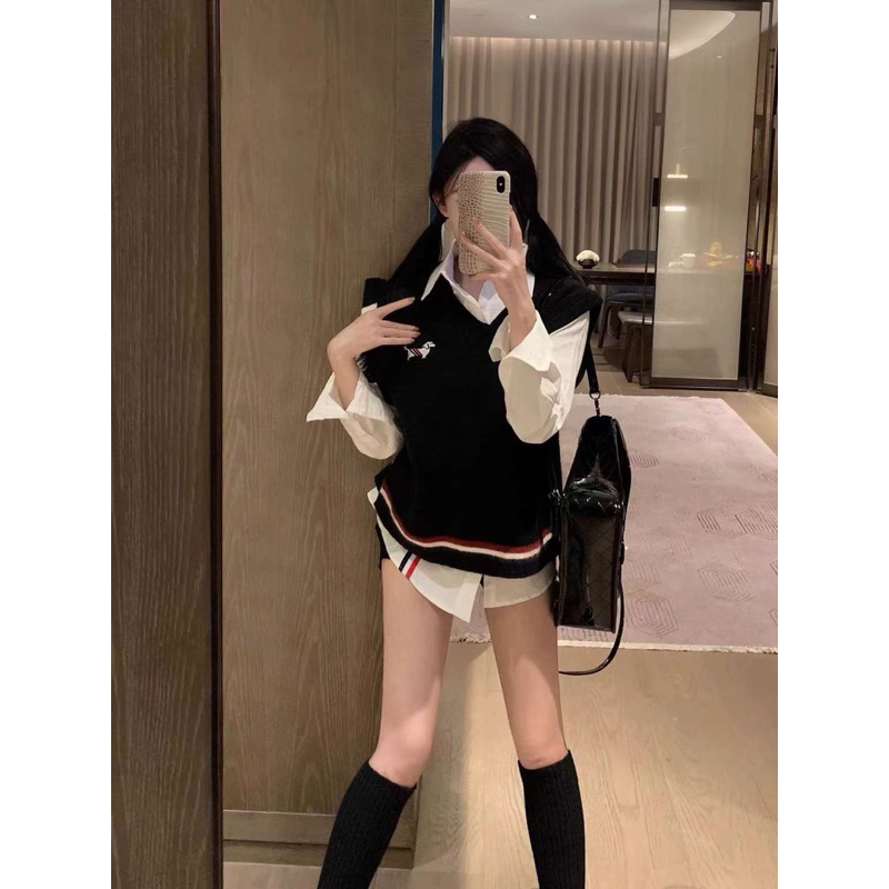 Áo gile len Thom hot hit hàng QC