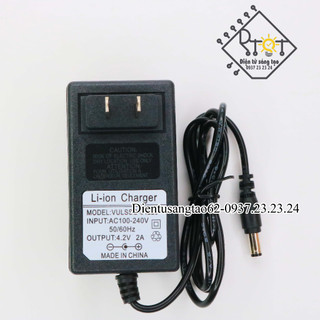 Sạc pin li-on 1s 4.2v 2a có đèn báo đầy