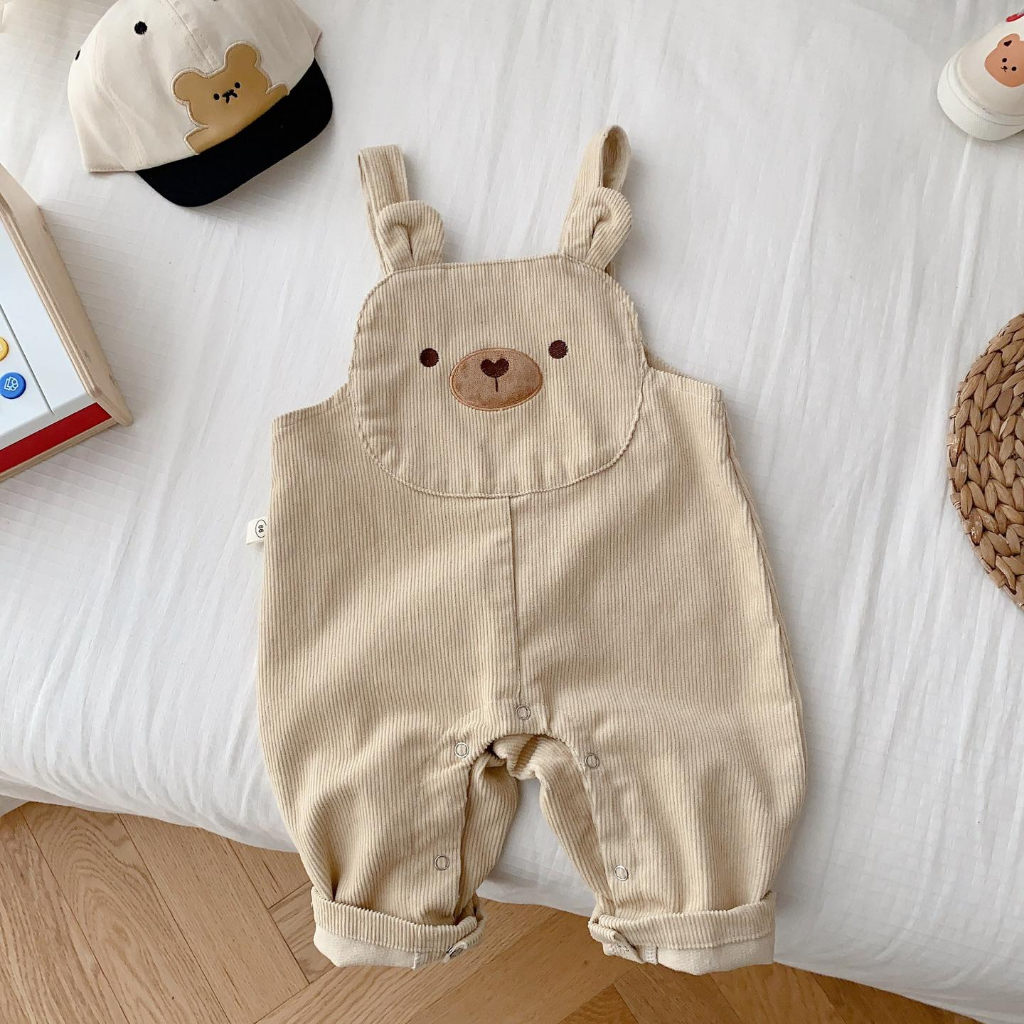 Yếm nhung tăm hình thêu gấu nhỏ cho bé vintage