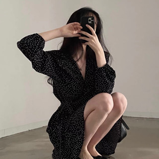   NEW HÀNG SẴN  Đầm cổ V dáng A dài tay chấm bi TRIỆU LỘ TƯ dáng xoè bồng bềnh 