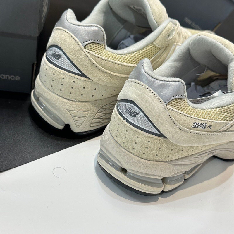 Giày New Balance 2002R Beige 'ML2002R2' FREE SHIP