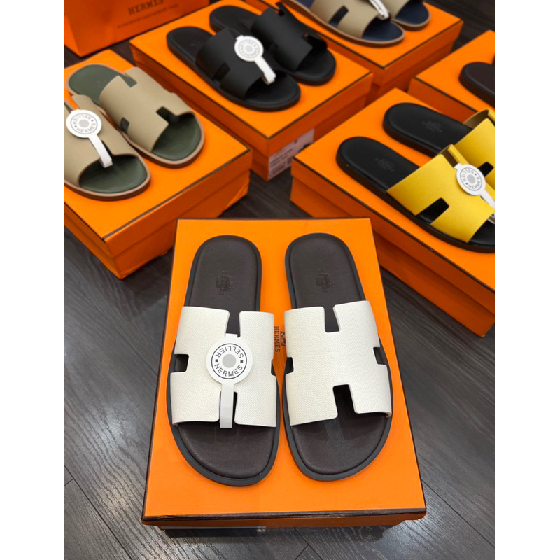 🌈🌈 Siêu Phẩm Dép HM Neww Arrivals Fullbox đầy đủ màu. Kiểu dáng trẻ trung, lịch sự !!