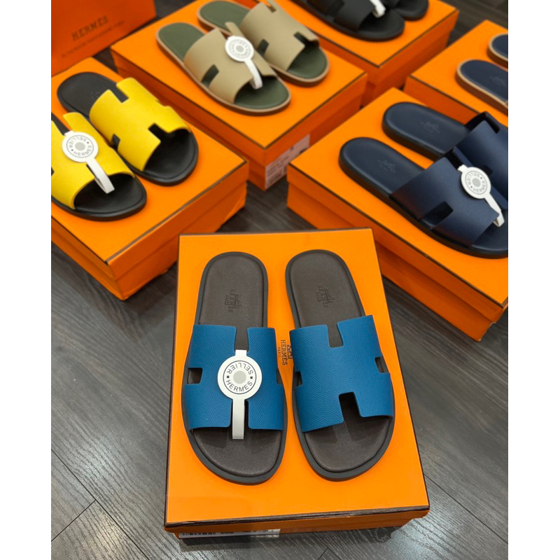 🌈🌈 Siêu Phẩm Dép HM Neww Arrivals Fullbox đầy đủ màu. Kiểu dáng trẻ trung, lịch sự !!