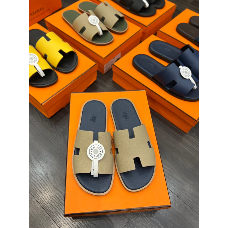 🌈🌈 Siêu Phẩm Dép HM Neww Arrivals Fullbox đầy đủ màu. Kiểu dáng trẻ trung, lịch sự !!