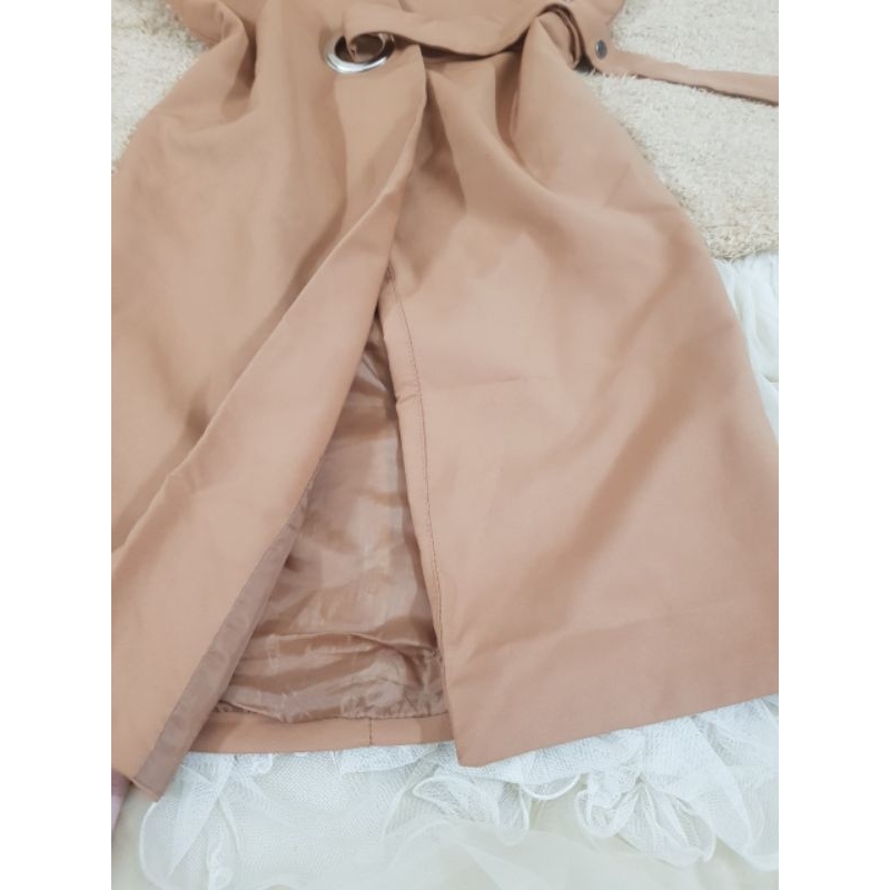 Vest/Blazer/Khoác/GILÊ dài nâu, công sở-dạo phố, polyester 2 lớp, freesize, 2hand  used, 1808