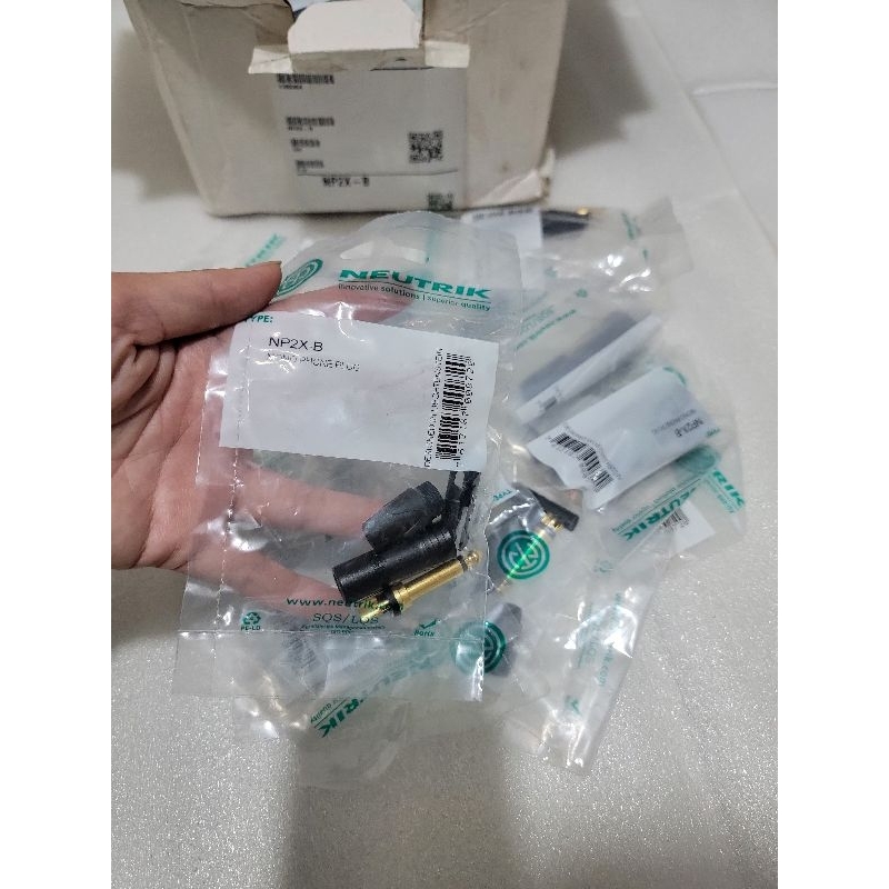 Jack NP2X-B neutrik 6.5mm chính hãng