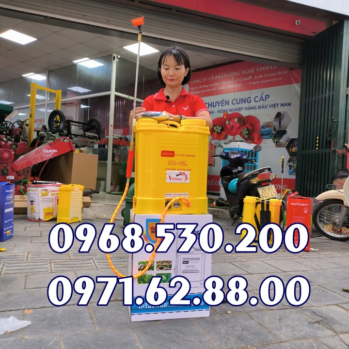 Nên mua máy phun thuốc trừ sâu chạy điện hay chạy xăng?
