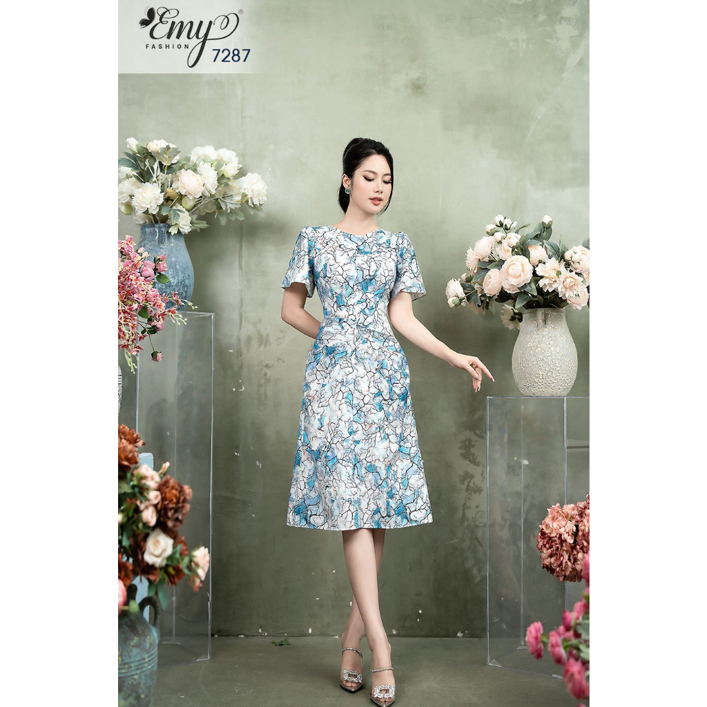 Đầm EMY EM7287  Xoè Cổ Tròn