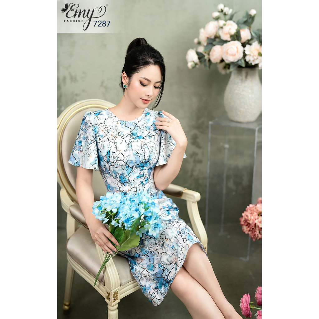 Đầm EMY EM7287  Xoè Cổ Tròn