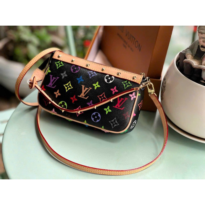 Túi xách Lv Pochette hoa 7 màu 2 dây đinh tán Fullbox size 22